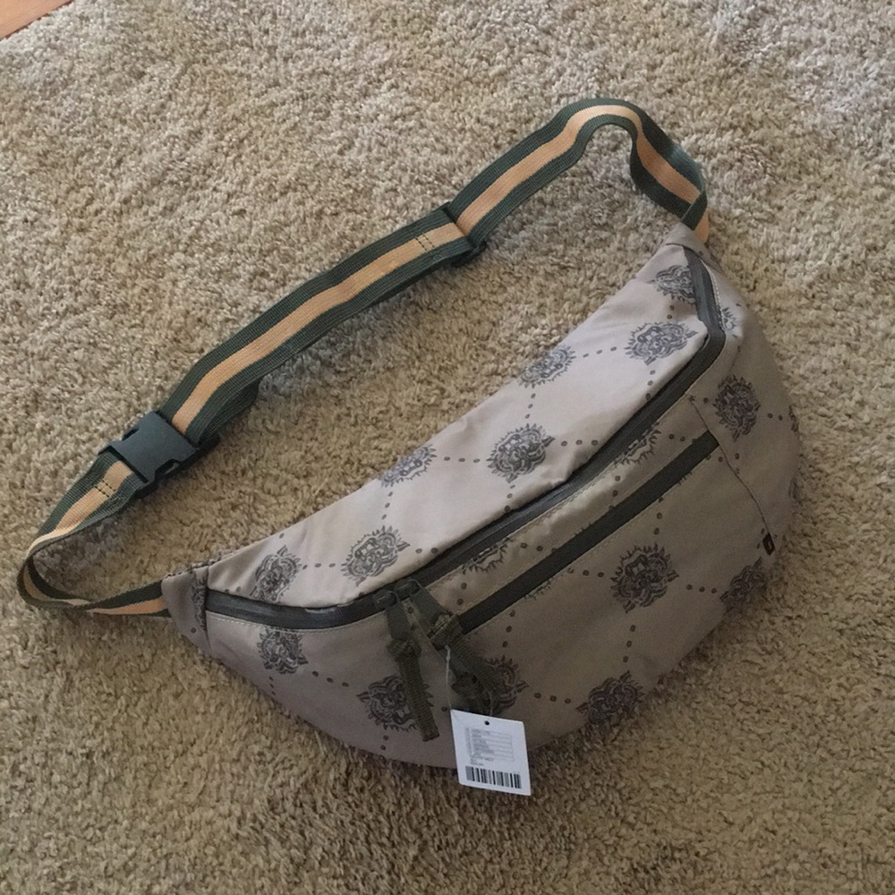 Urban outfitters shoulder bag.